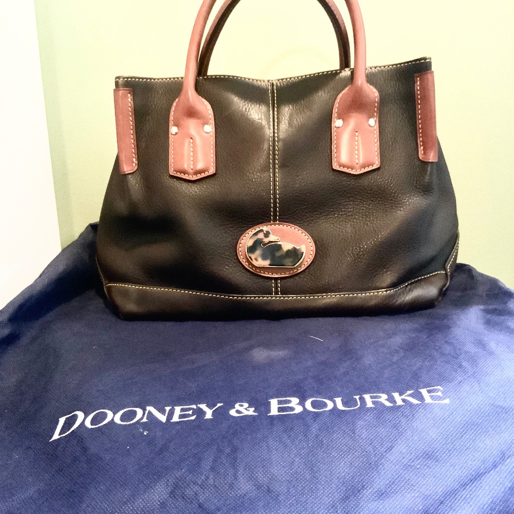 Vintage Dooney & Bourke bag